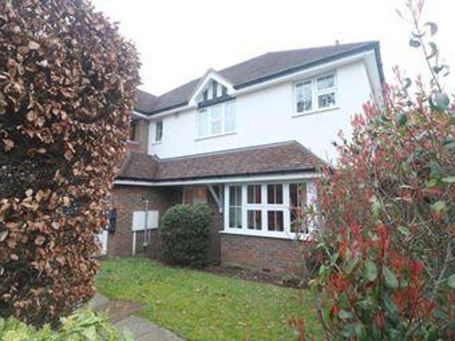 House for sale in Hillview, Surrey