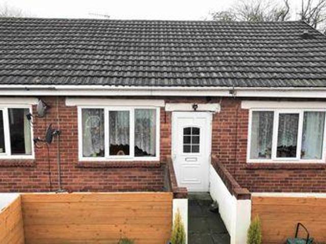 House for sale in Mid Glamorgan, Cymru / Wales