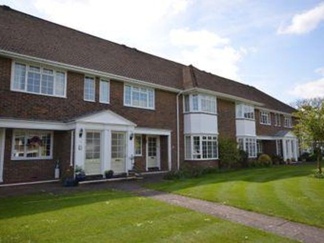 House for sale in Fole, Surrey