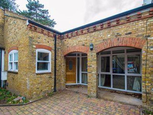 House for rent in Hertford, Colliers End