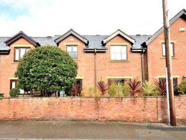 House for sale in Higher Bartle, Lancashire