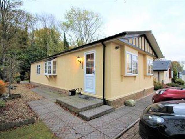 House for sale in Bromsberrow Heath, Gloucestershire