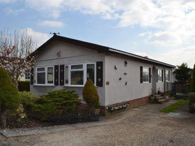 House for sale in Thatcham, West Berkshire
