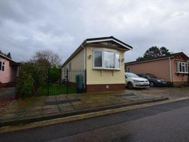House for sale in Barling
