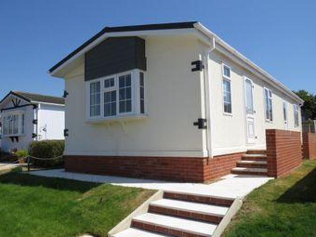 House for sale in Dale Hill, Essex