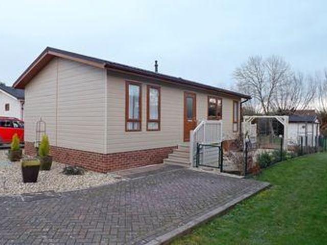 House for sale in Crookhill, Worcestershire