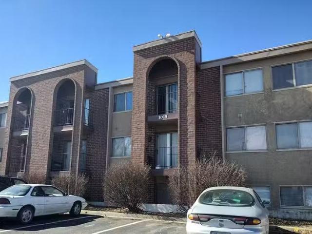 Condo for rent in Shawnee Mission