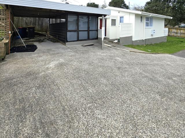House for rent in Paremoremo