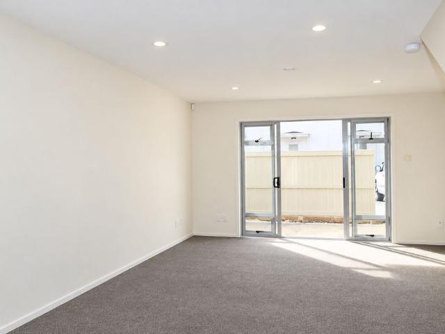 Townhouse for rent in Te Papapa, Maungakiekie-Tāmaki