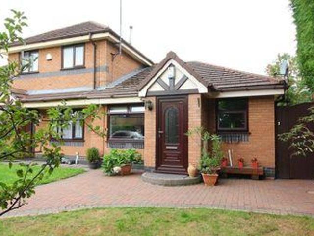 House for sale in Calderstones