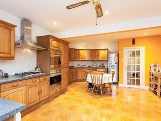 House for sale in Borehamwood, Hertsmere