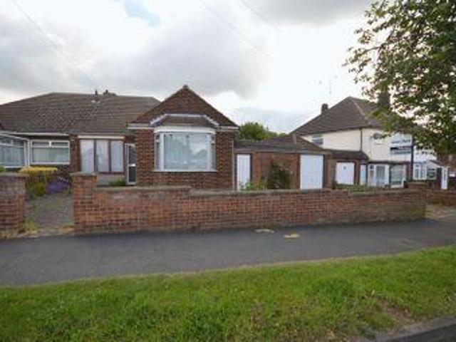 House for sale in Luton