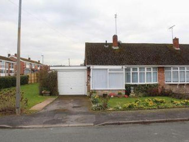 House for sale in Kingswinford, West Midlands