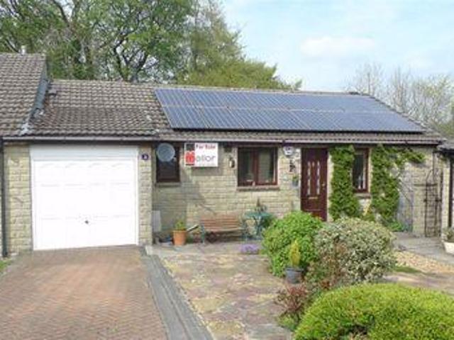 House for sale in Charlesworth, East Midlands