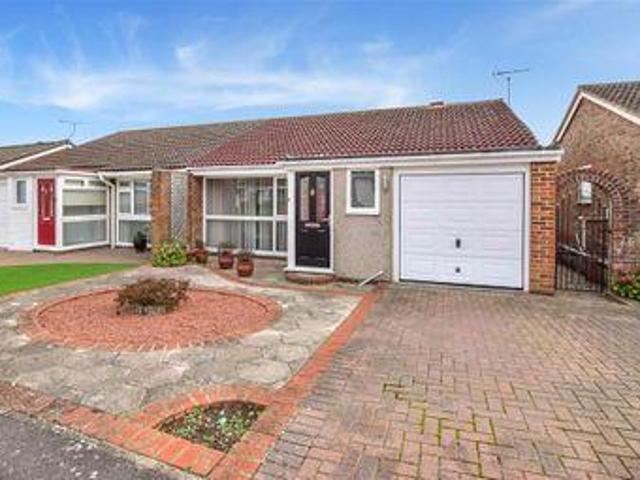 House for sale in Chatham Docks, Chatham