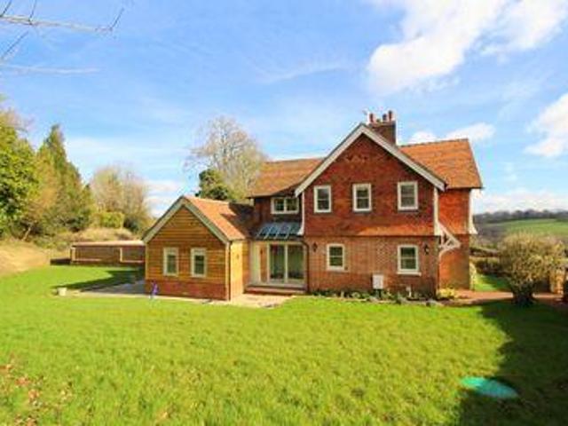 House for rent in Perryfields, West Sussex