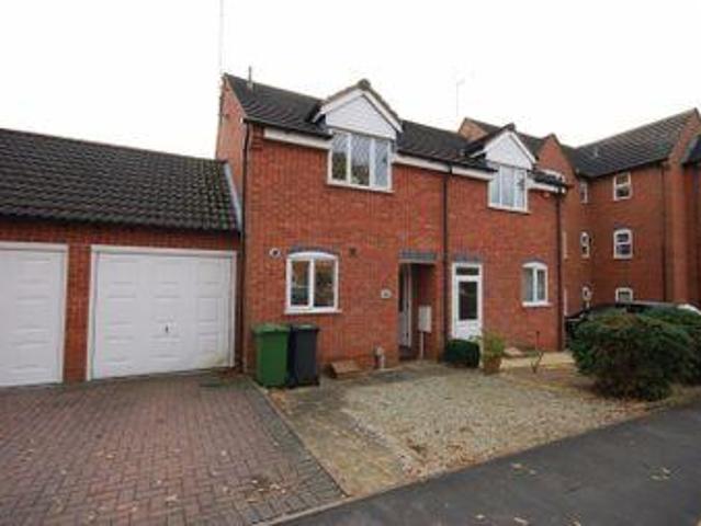 House for rent in Green Close, Warwickshire