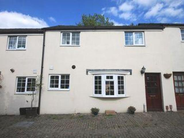 House for rent in Surrey
