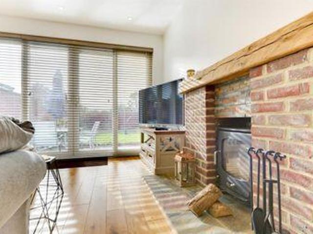 House for sale in Fishersgate, West Sussex