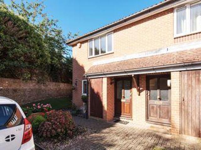 House for sale in Walton-on-Thames, Surrey