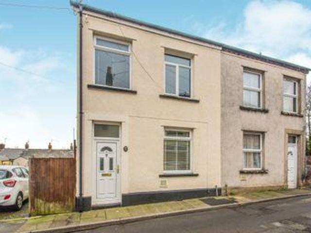 House for sale in Griffithstown, Wales
