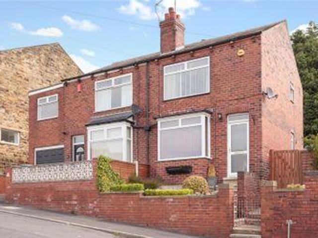 House for sale in Batley, West Yorkshire