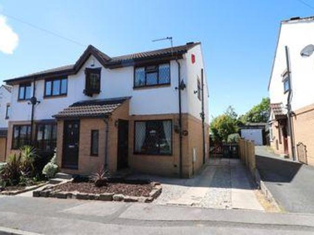 House for sale in Batley, West Yorkshire