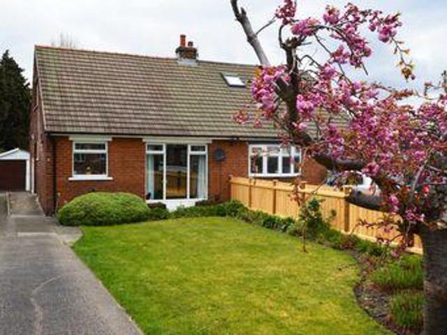 House for sale in Huddersfield, Kirklees