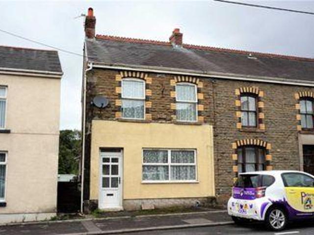 House for sale in Ammanford, Wales