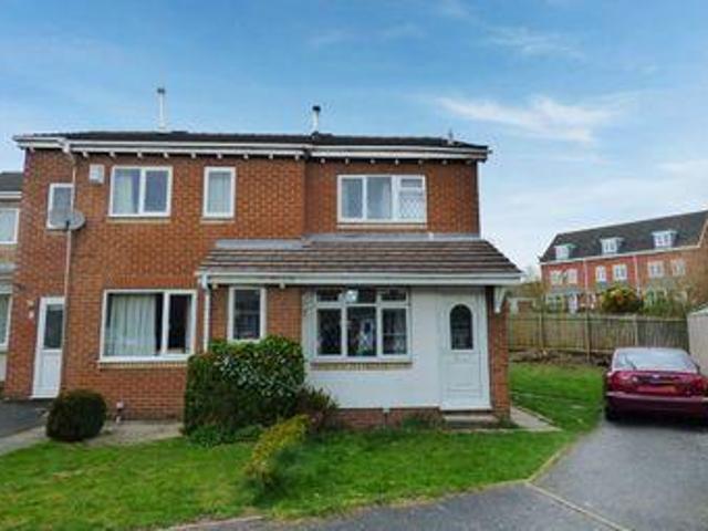 House for sale in Batley, West Yorkshire