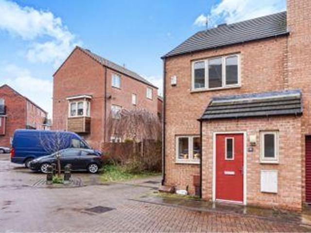 House for sale in Castleford, West Yorkshire