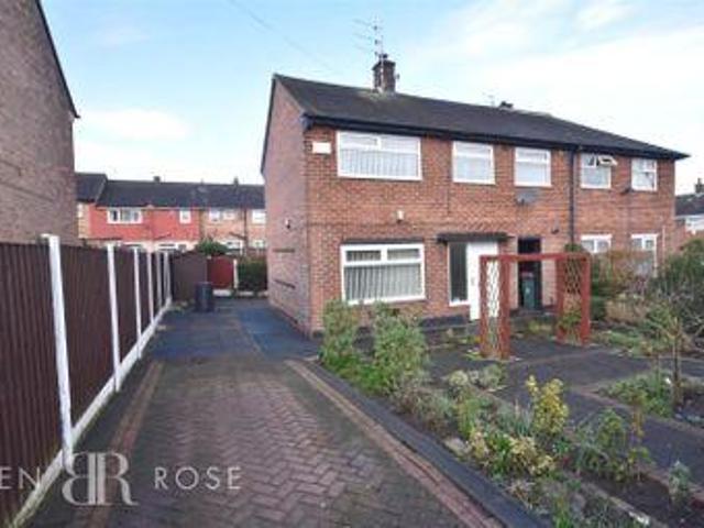 House for sale in Higher Bartle, Lancashire