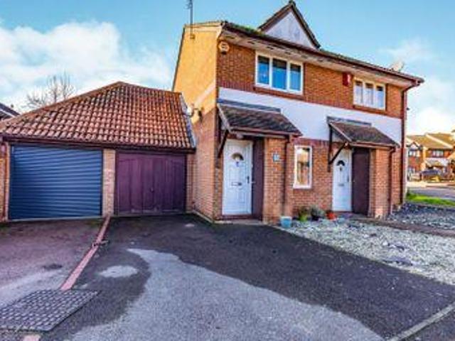 House for sale in Purfleet, Essex