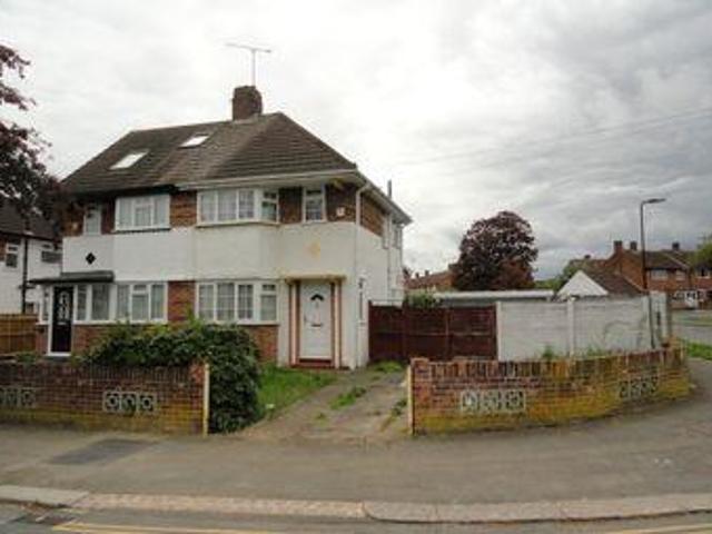 House for sale in Northolt, Greater London