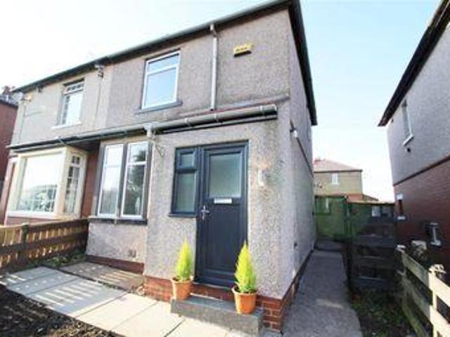House for sale in Huddersfield, West Yorkshire