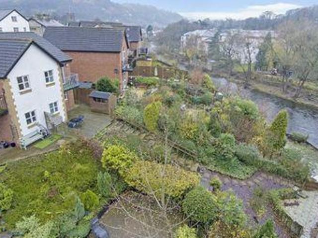 House for sale in Llangollen, Wales