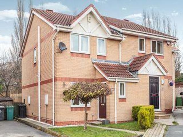 House for sale in Cleckheaton, West Yorkshire