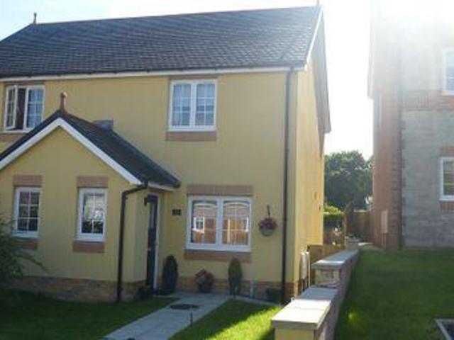 House for sale in Ammanford, Wales