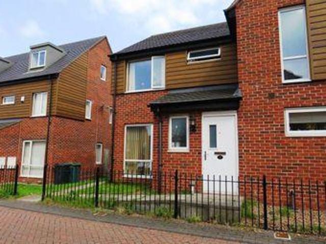 House for sale in Leeds, West Yorkshire