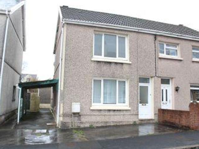 House for sale in Ammanford, Wales