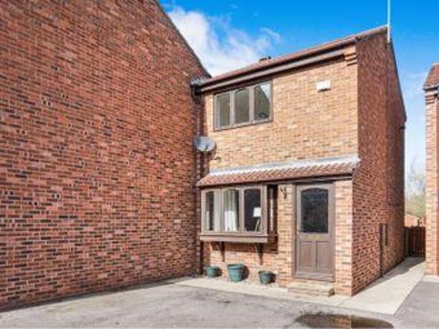 House for sale in Knottingley, West Yorkshire