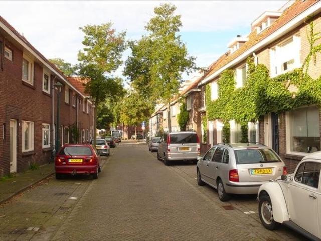 Studio te huur in Stratum, Acht