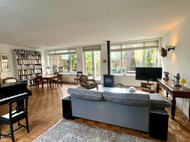 Woning te huur in Schilderswijk, Zuid Holland