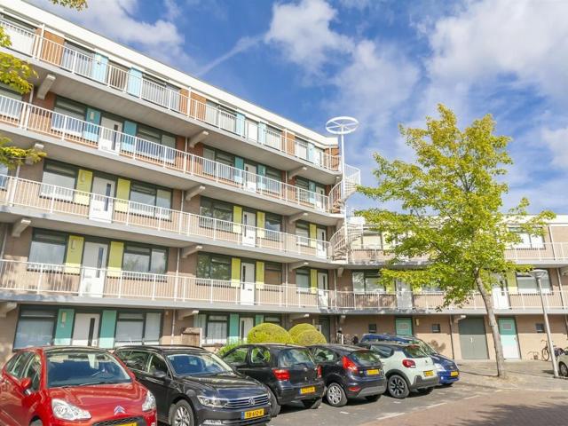 Appartement te huur in Westwijk, Amstelveen