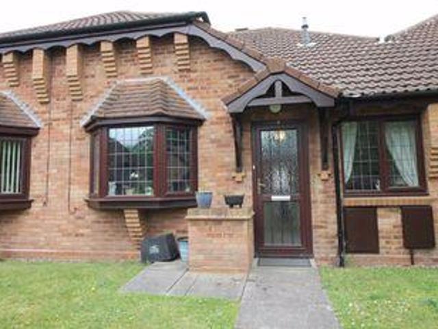 House for sale in Halesowen, West Midlands