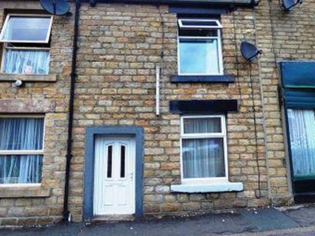 House for rent in Charlesworth, East Midlands