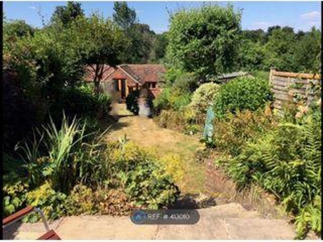 House for rent in Fole, Surrey