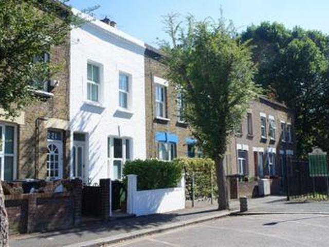 House for rent in Lyons, Greater London