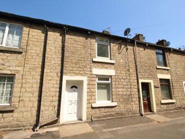 House for rent in Charlesworth, East Midlands