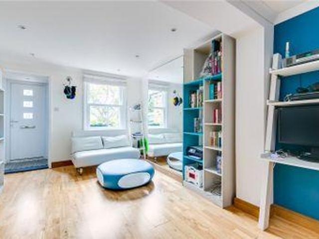 House for rent in Lyons, Greater London